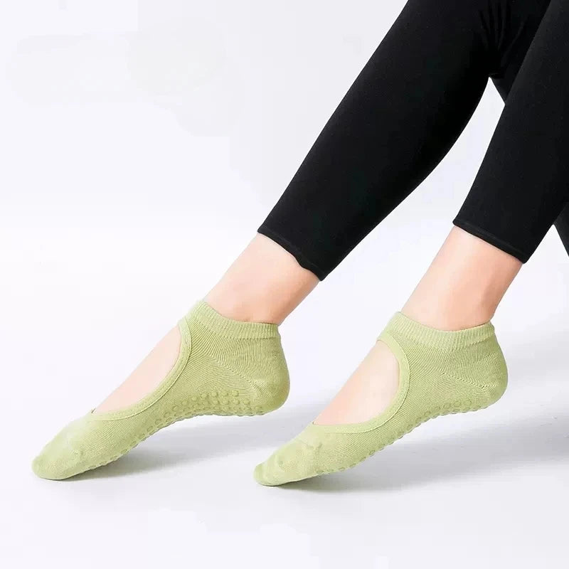 High Quality Women Yoga Socks Anti-Slip Breathable Backless Pilates Socks Ankle Ladies Ballet Dance Sports Socks for Fitness Gym